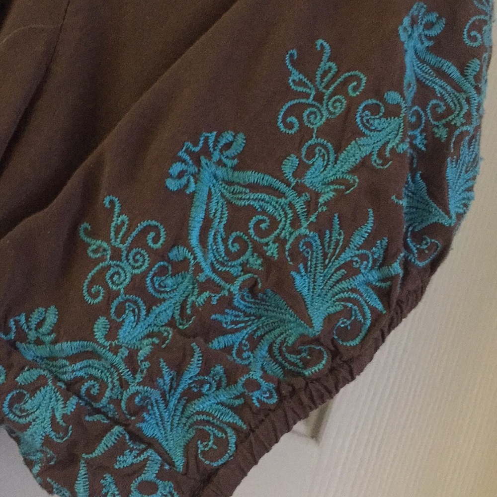 Ladies Blouse - Picture 5 of 5
